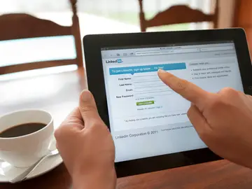 Cómo encontrar trabajo en LinkedIn Cómo encontrar trabajo en LinkedIn