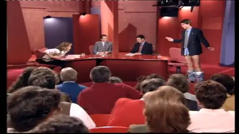 La entrevista de Mercedes Milá a Jesulín de Ubrique en 1993 que le lanzó a la fama La entrevista de Mercedes Milá a Jesulín de Ubrique en 1993 que le lanzó a la fama