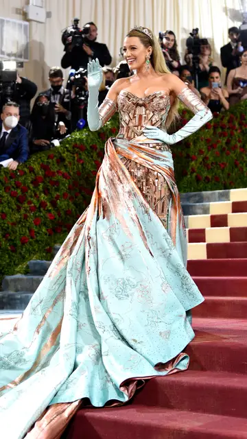 Blake Lively en la Met Gala 2022 Blake Lively en la Met Gala 2022