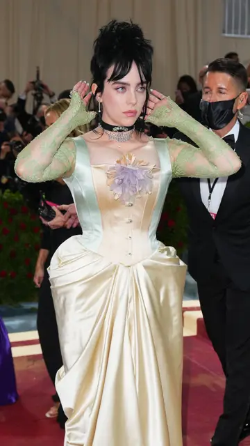 Billie Eilish en la Met Gala 2022 Billie Eilish en la Met Gala 2022