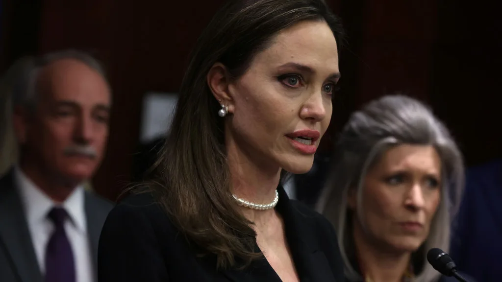 Angelina Jolie en el Capitolio Angelina Jolie en el Capitolio