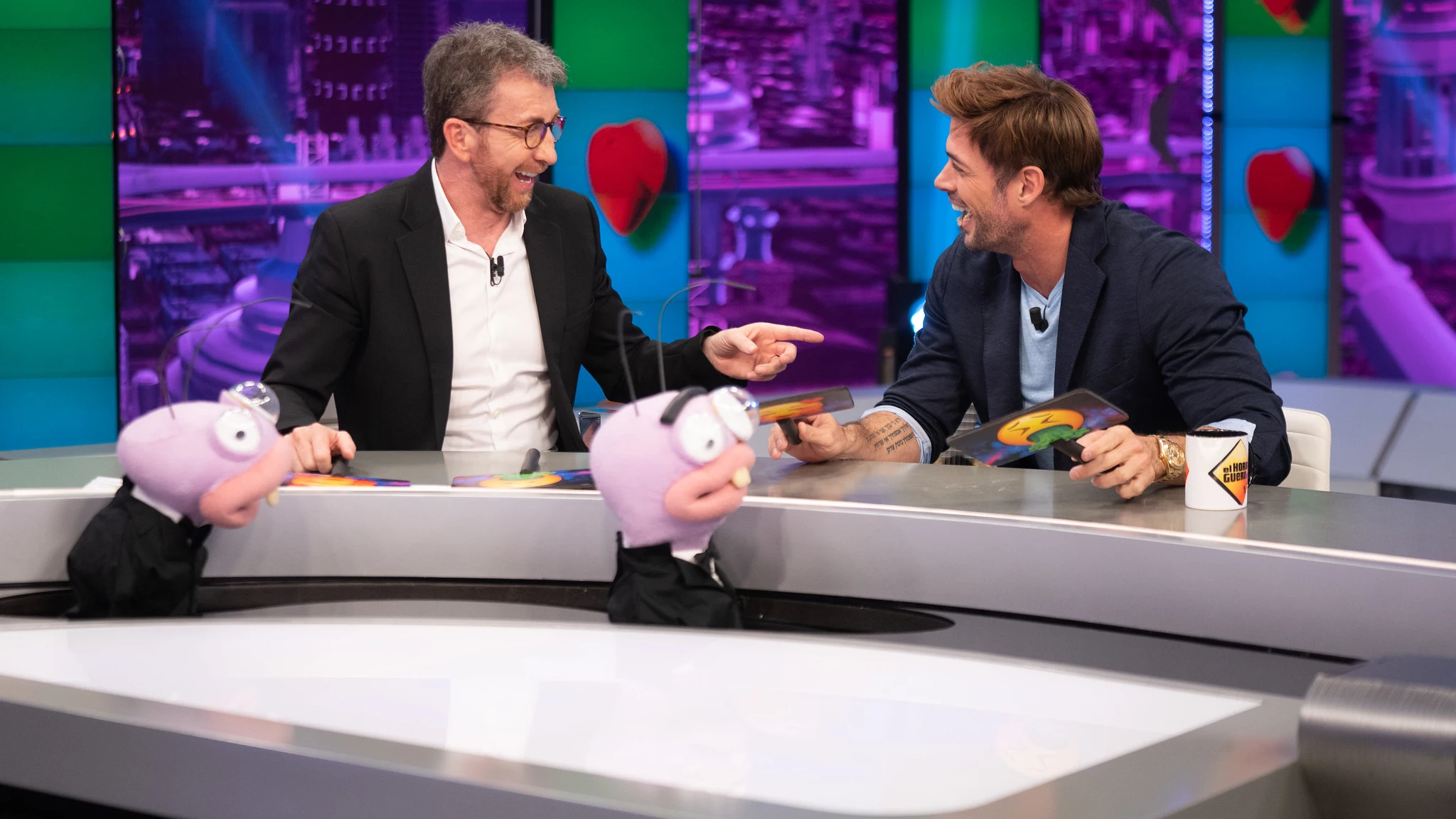 Trancas y Barrancas sacan el lado m&aacute;s rom&aacute;ntico de William Levy en 'El Hormiguero 3.0'