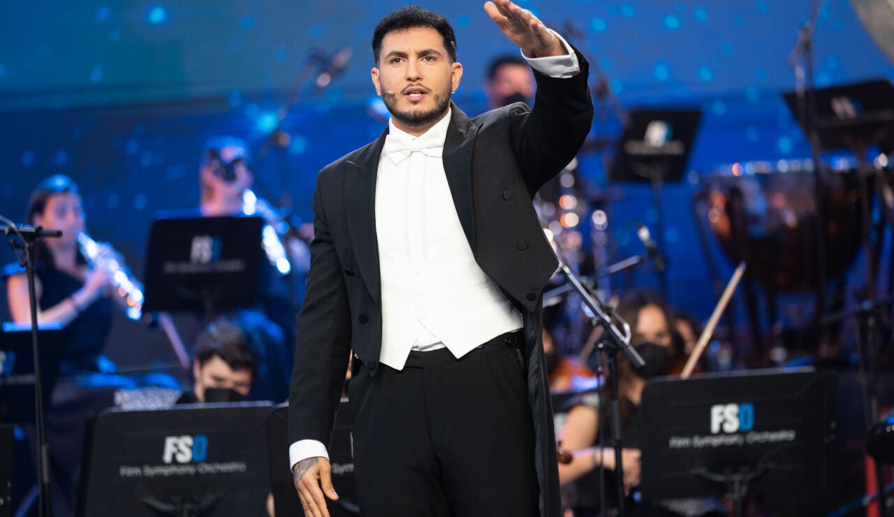  Omar Montes se convierte en tenor cantando ‘Alocao’ en ‘El Desafío’