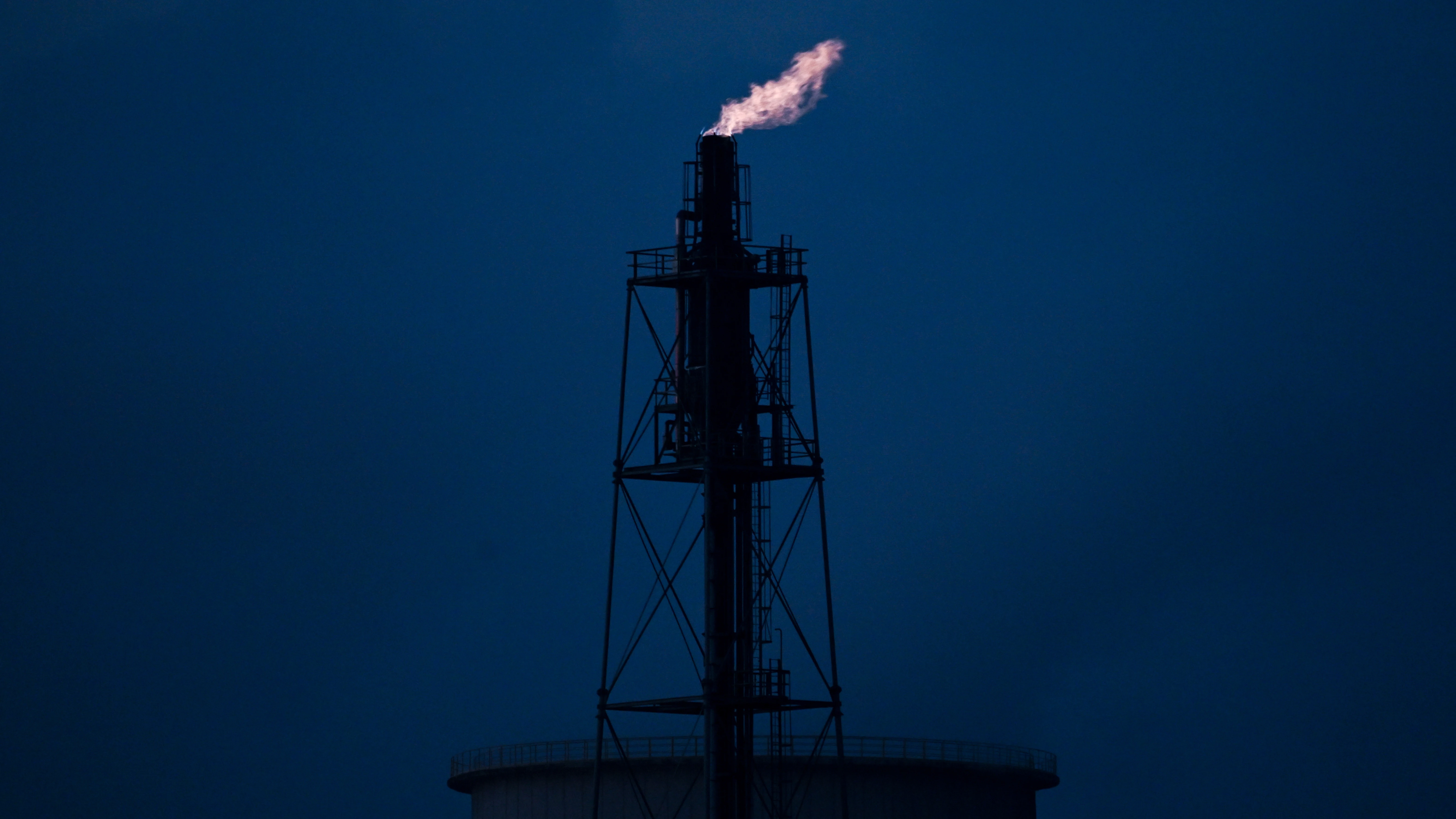 Una refineria de gas, en una fotograf&iacute;a de archivo