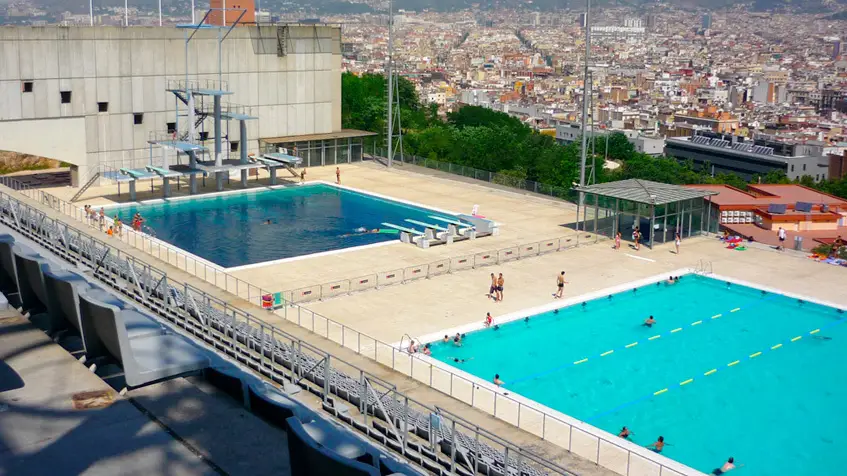Piscinas Municipales en Barcelona 2022: listado, precios y horarios Piscinas Municipales
