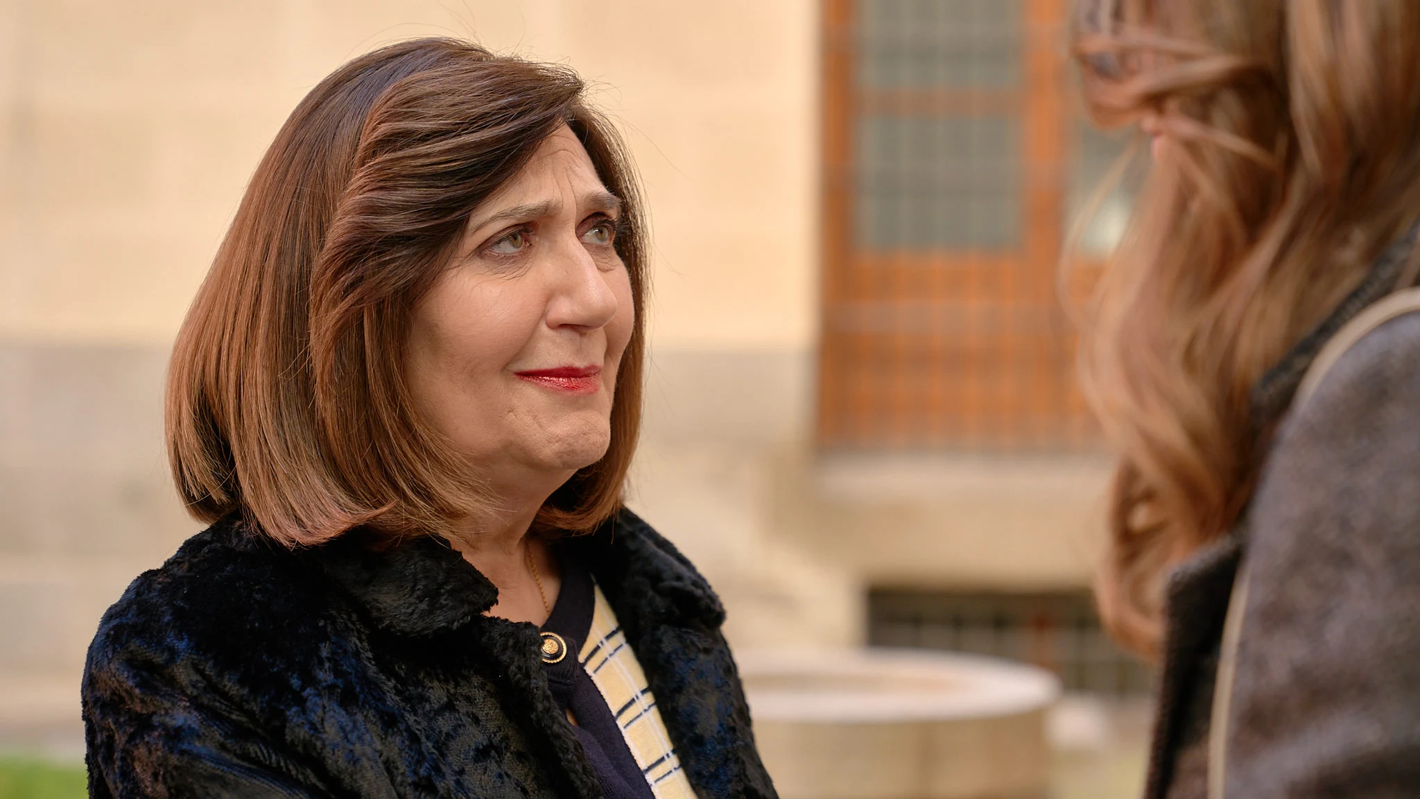 Carmen, llena de miedos, se desahoga con Coral: “Temo que Uriarte desvele a Raúl que es su verdadero padre”