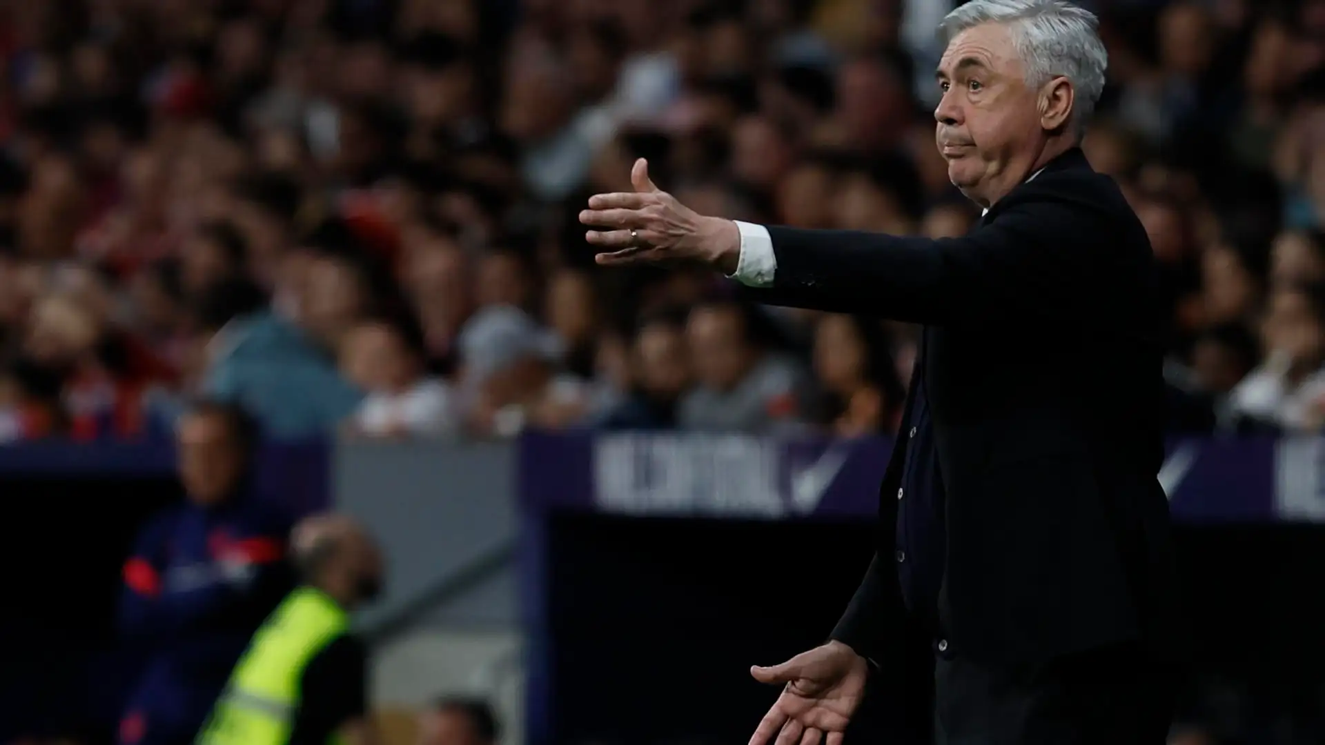 Ancelotti, en la banda del Bernab&eacute;u