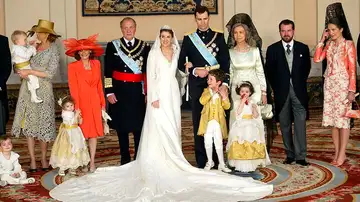 Efemérides de hoy 22 de mayo de 2022: se celebra la Boda Real de Felipe de Borbón y Letizia Ortiz, en la Catedral de la Almudena de Madrid