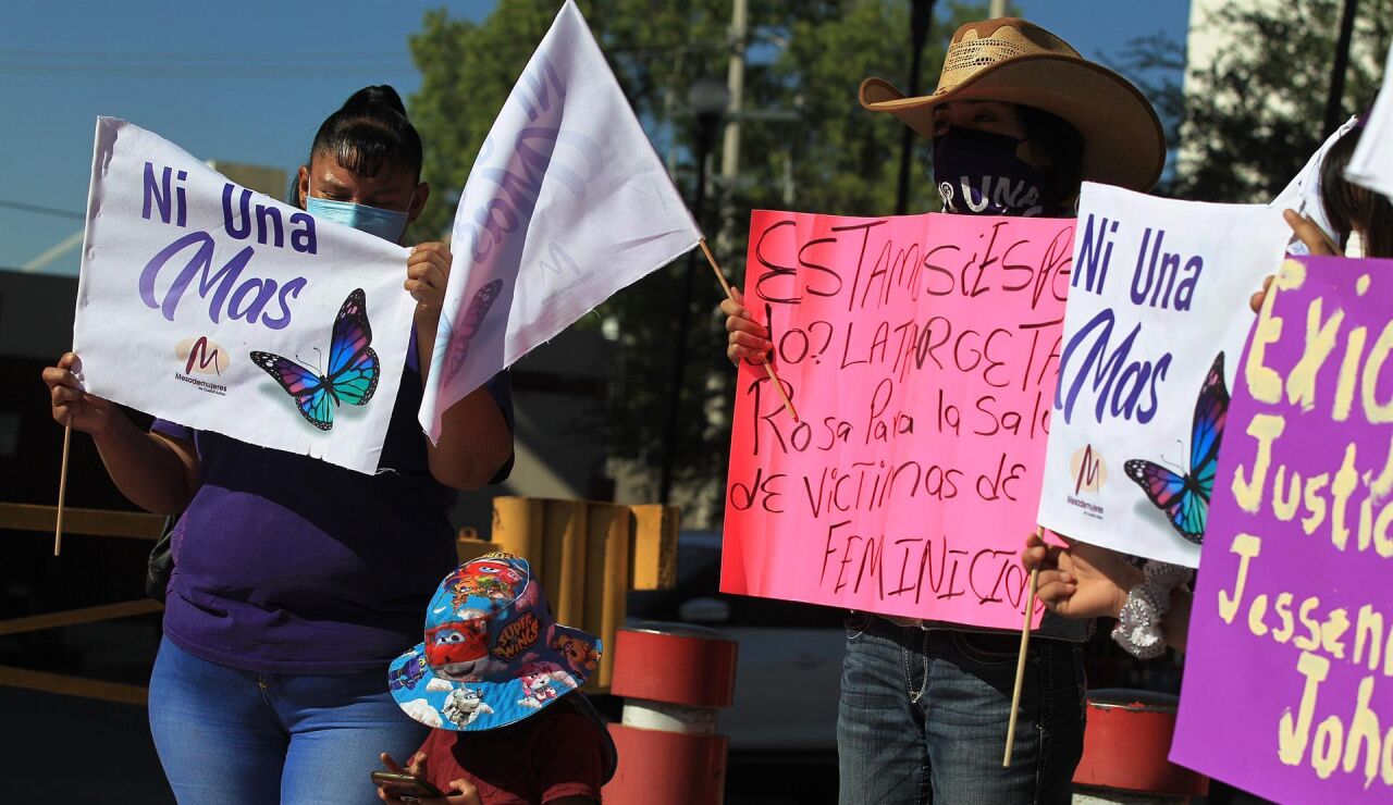 Imagen de esta semana de madres de v&iacute;ctimas de feminicidio y desapariciones en una manifestaci&oacute;n de protesta en la mexicana Ciudad Ju&aacute;rez.