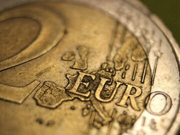 Estas son las monedas de 2 euros que se pueden vender por más de 2.000 euros 