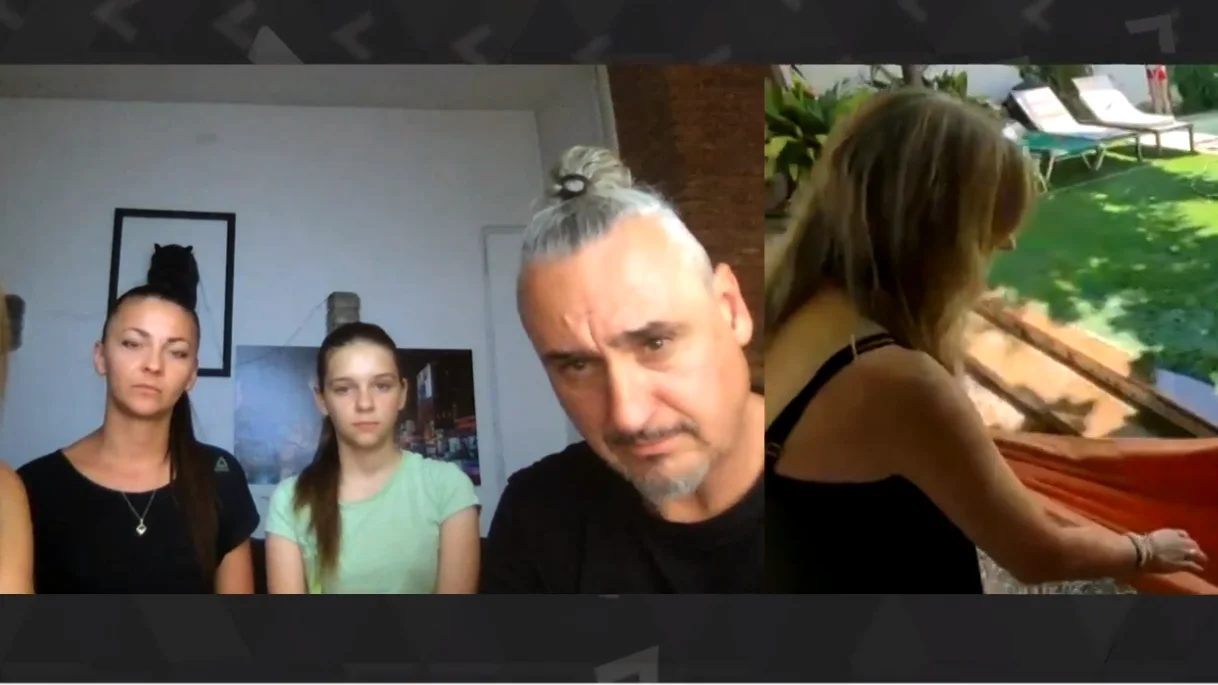 Familia española que ha acogido a otra ucraniana Familia española que ha acogido a otra ucraniana