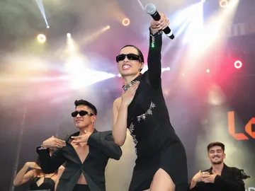 Chanel en la plaza Mayor de Madrid tras Eurovisión Chanel en la plaza Mayor de Madrid tras Eurovisión