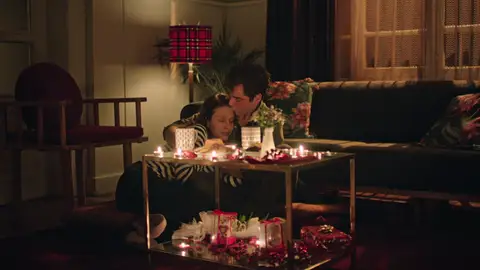 Ege sorprende a Neriman con una romántica cena por San Valentín Ege sorprende a Neriman con una romántica cena por San Valentín