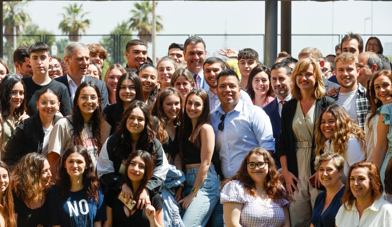 El presidente Pedro Sanchez visita Centro Integrado Público de Formación Profesional de Mislata