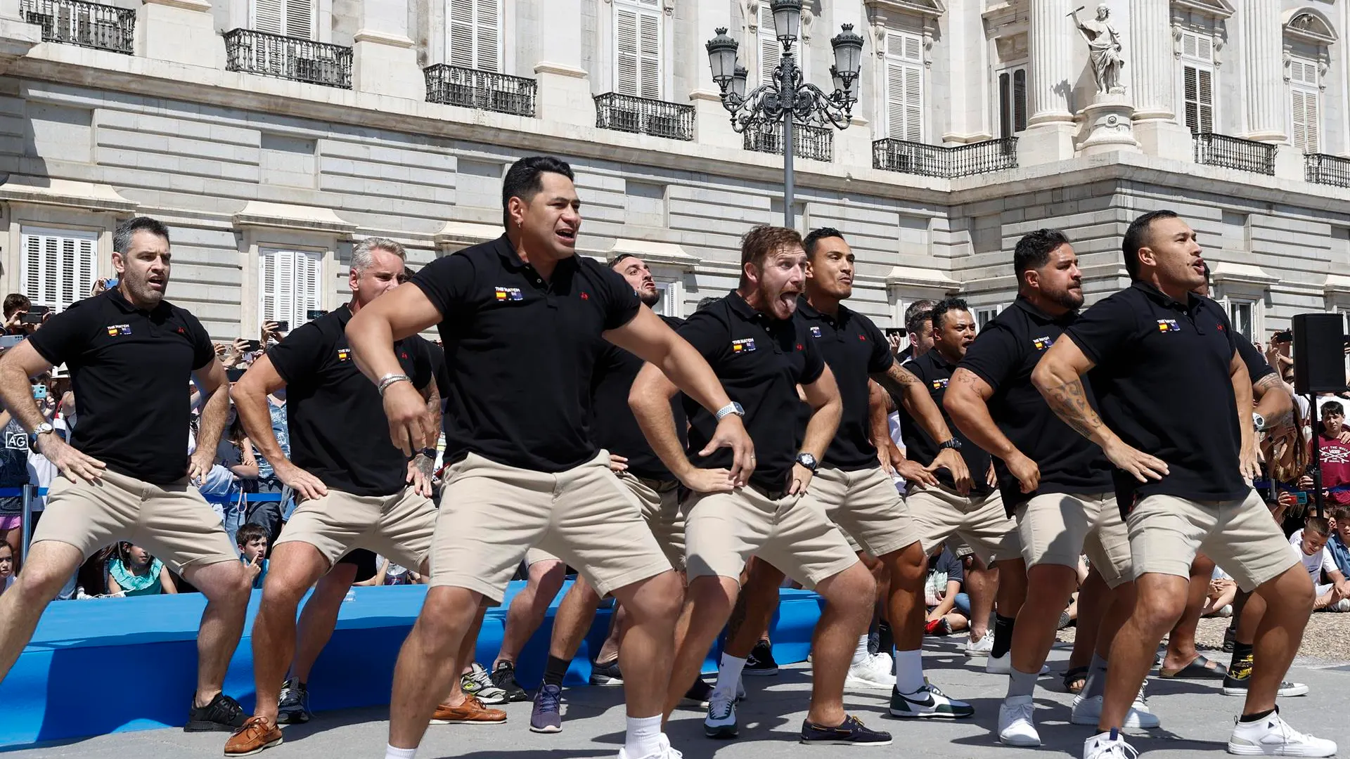 Los All Blacks ejecutan una 'haka' en Madrid Los All Blacks ejecutan una 'haka' en Madrid