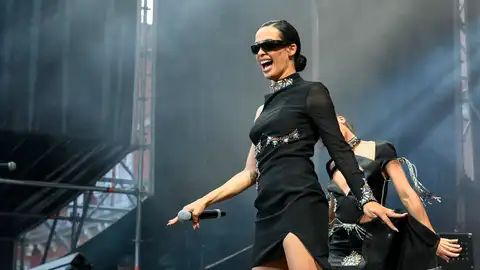 Actuación de Chanel en la Plaza Mayor Actuación de Chanel en la Plaza Mayor