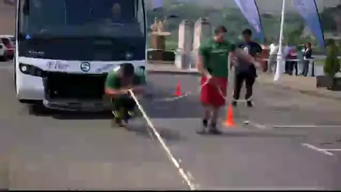 Los camiones de 15 toneladas siguen sin ser un problema para Roberto Rodríguez Los camiones de 15 toneladas siguen sin ser un problema para Roberto Rodríguez