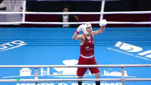 Laura Fuertes asegura la primera medalla de España en la historia del mundial de boxeo femenino Laura Fuertes asegura la primera medalla de España en la historia del mundial de boxeo femenino