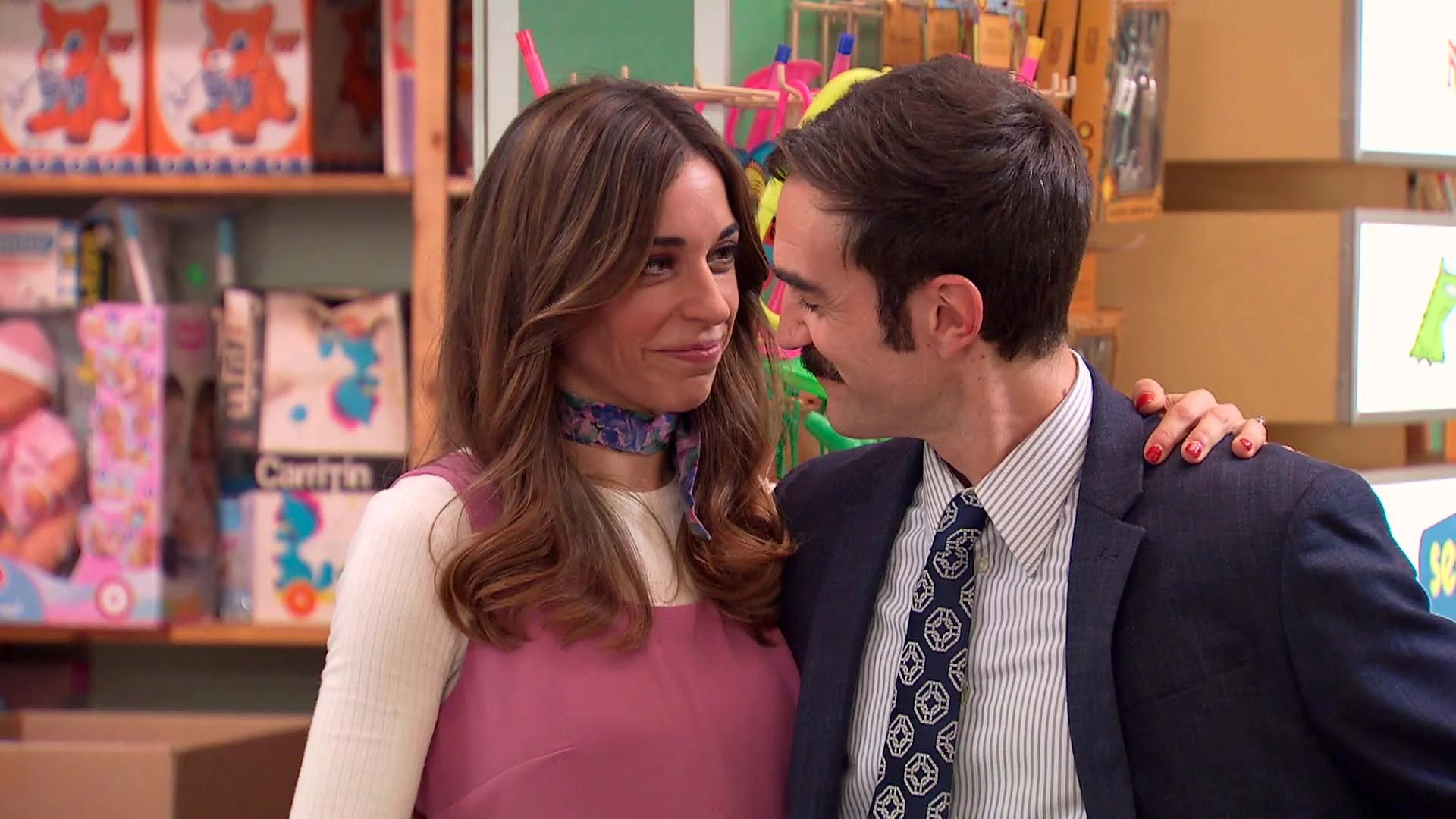 Raúl y Coral se emocionan al abrir el regalo de boda más especial: “Somos una gran familia” Raúl y Coral se emocionan al abrir el regalo de boda más especial: “Somos una gran familia”