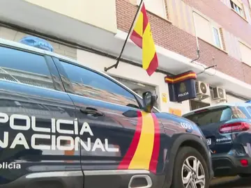 Imagen de un coche de la Policía Nacional Imagen de un coche de la Policía Nacional