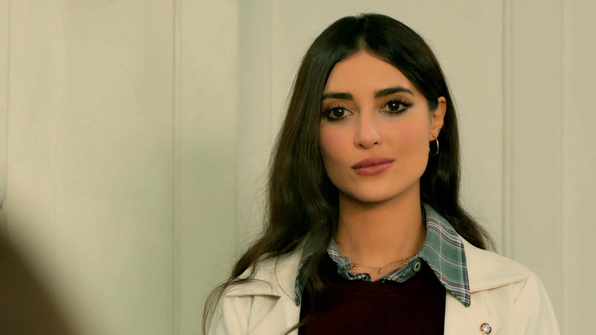 En el próximo capítulo de 'Tierra Amarga': ¡Tenso enfrentamiento entre Müjgan y la doctora Ümit! En el próximo capítulo de 'Tierra Amarga': ¡Tenso enfrentamiento entre Müjgan y la doctora Ümit!