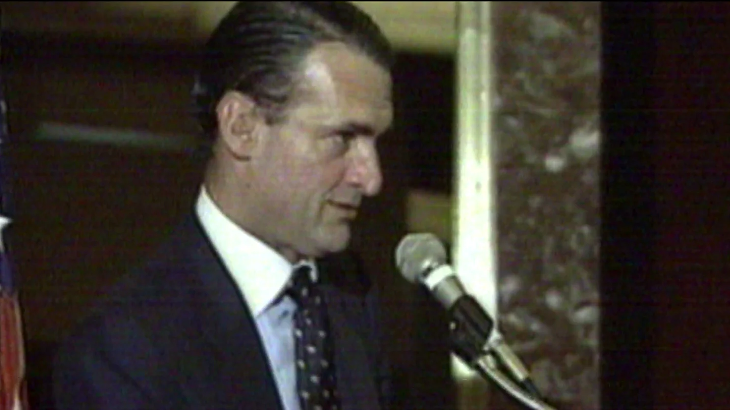 El ‘traje’ que mejor le sentaba a Mario Conde: el secreto que le llevó al éxito El ‘traje’ que mejor le sentaba a Mario Conde: el secreto que le llevó al éxito