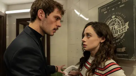 El miedo se apodera de Alba con la encerrona de Rubén: “Los dos sabemos que lo disfrutaste” El miedo se apodera de Alba con la encerrona de Rubén: “Los dos sabemos que lo disfrutaste”