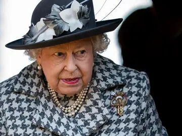 Reina Isabel II Reina Isabel II