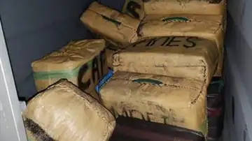 Parte del alijo incautado en una de las operaciones en Huelva Parte del alijo incautado en una de las operaciones en Huelva