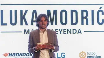 Luka Modric recibe el Marca Leyenda