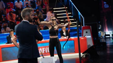  La guerrera Raquel Sánchez Silva pone el alma en el Tiro con arco a ciegas en ‘El Desafío’