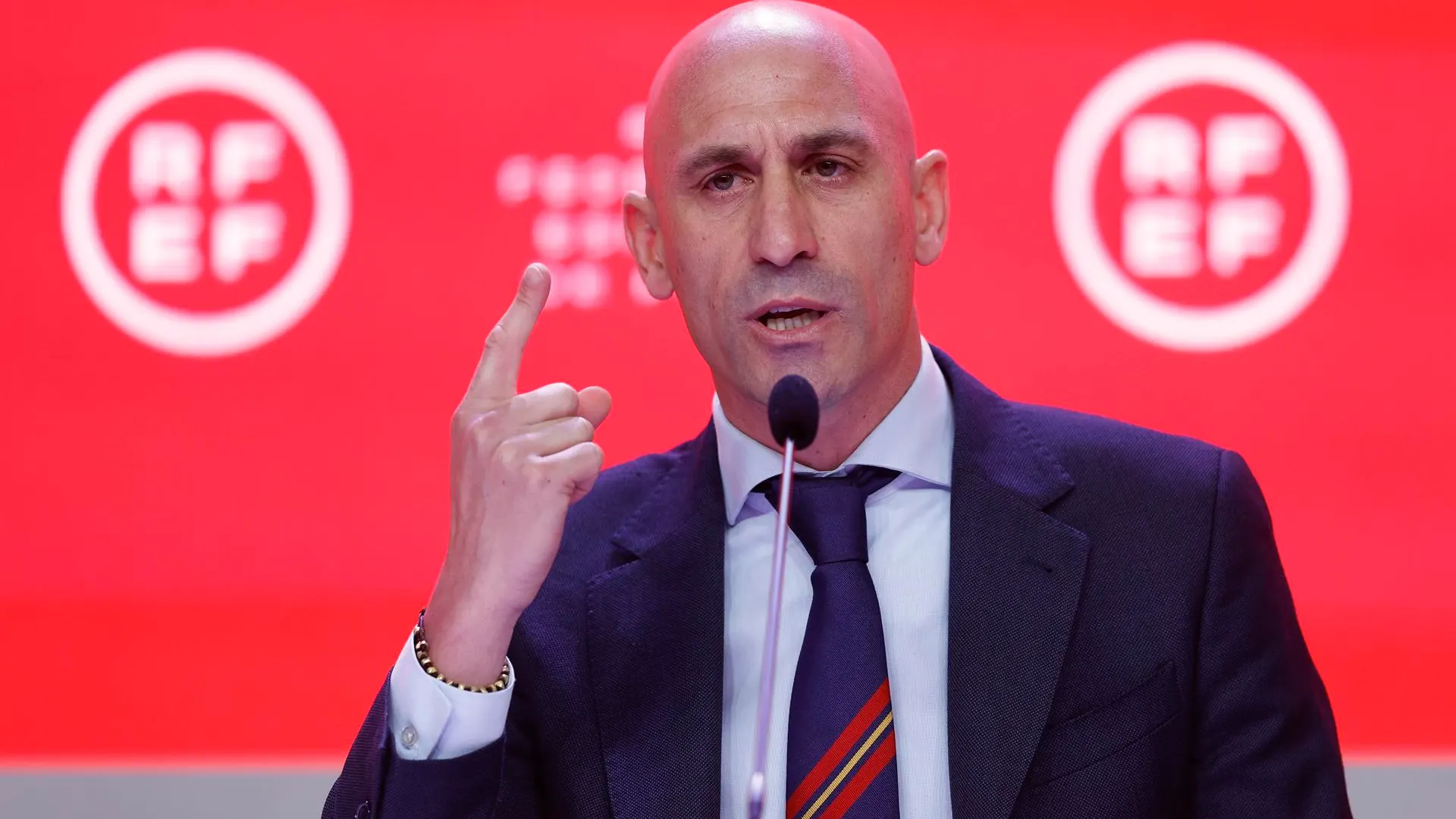 Luis Rubiales, presidente de la RFEF, en rueda de prensa