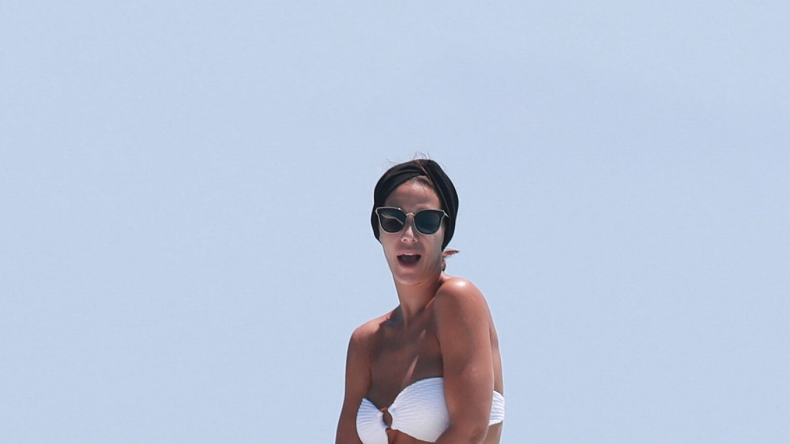 Tamara Gorro responde a los que critican su delgadez en su foto en bikini: 