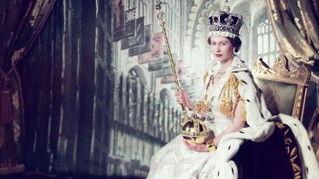 Efem&eacute;rides del 2 de junio: coronaci&oacute;n de Isabel II