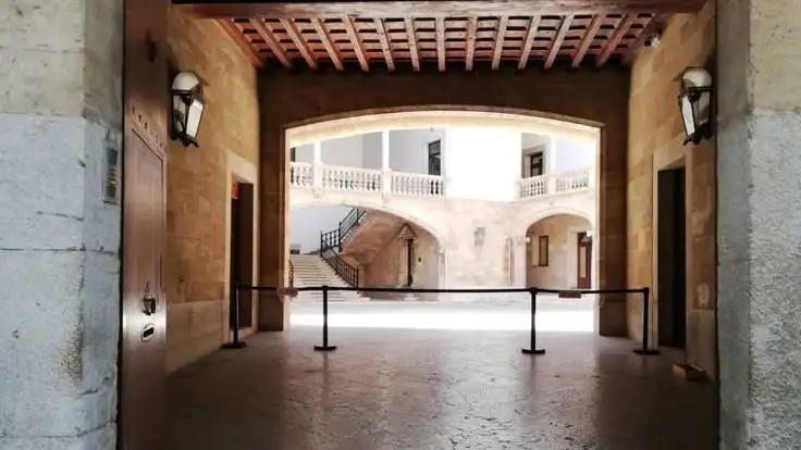 El patio de la Audiencia Provincial de Baleares