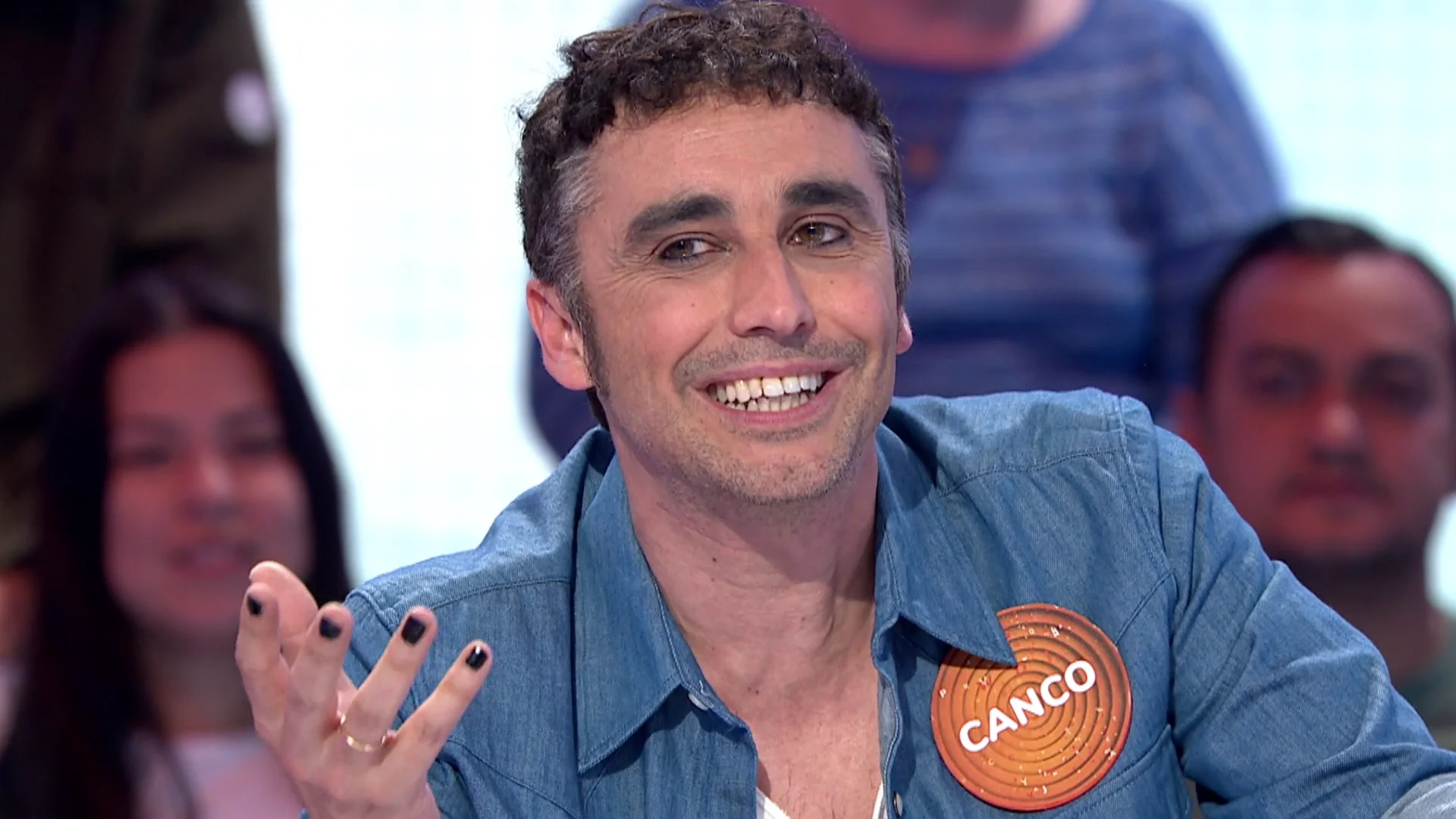 ¡Qué romántico! Canco Rodríguez paraliza ‘Pasapalabra’ para mandar “un mensaje de amor” a la mujer de su vida ¡Qué romántico! Canco Rodríguez paraliza ‘Pasapalabra’ para mandar “un mensaje de amor” a la mujer de su vida