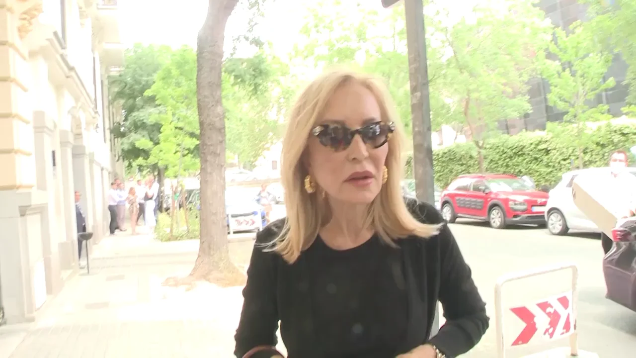 Carmen Lomana, asustada por la obsesión que Luis Lorenzo tenía con ella: "Me horroriza" Carmen Lomana, asustada por la obsesión que Luis Lorenzo tenía con ella: "Me horroriza"