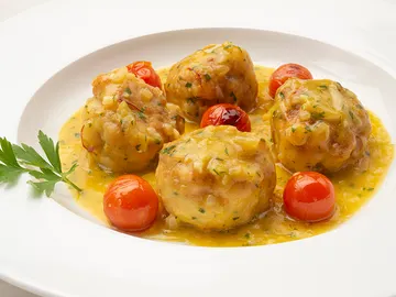 Auténtica receta de albóndigas de pescado: Karlos Arguiñano lo hace fácil Auténtica receta de albóndigas de pescado: Karlos Arguiñano lo hace fácil