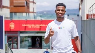 Ansu Fati en la concentraci&oacute;n de la selecci&oacute;n espa&ntilde;ola