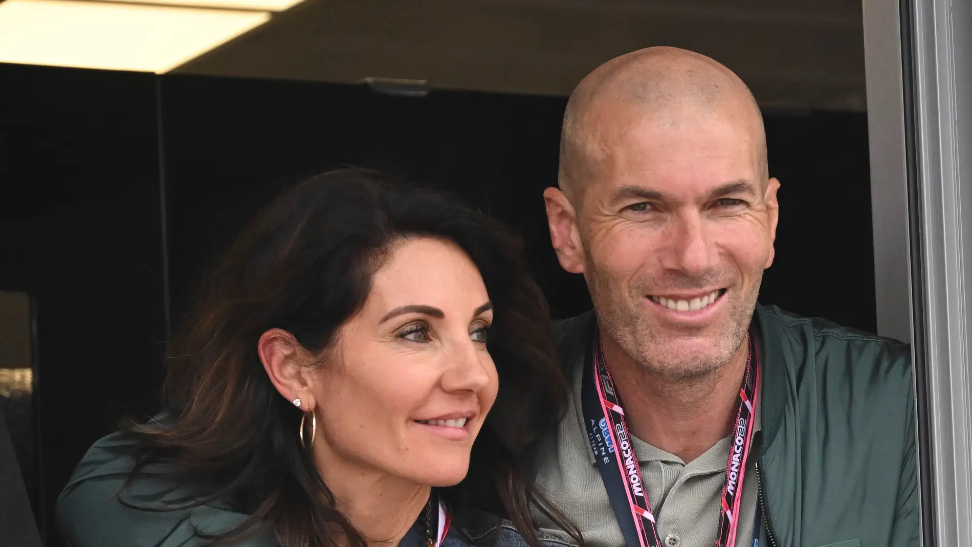  Zinedine Zidane y su mujer Véronique 