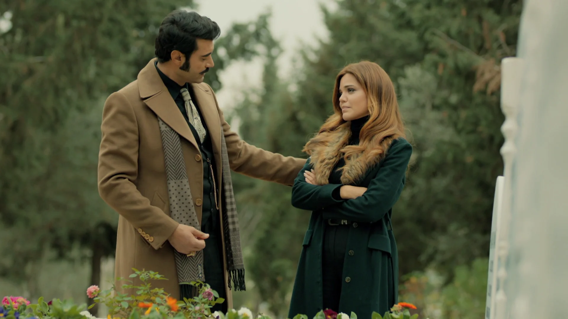En el próximo capítulo de ‘Tierra Amarga’: Demir y Züleyha, felices al poder dar su último adiós a Hünkar Yaman En el próximo capítulo de ‘Tierra Amarga’: Demir y Züleyha, felices al poder dar su último adiós a Hünkar Yaman