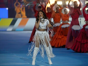 Camila Cabello asegura que se orinó en su actuación en la final de la Champions League