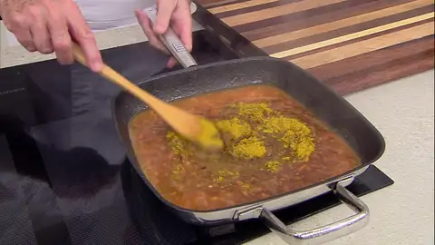 Cocina la mezcla durante 8 minutos Cocina la mezcla durante 8 minutos