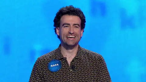 ¡Hay pique! Rafa presume de bético para pinchar a Roberto Leal en ‘Pasapalabra’ ¡Hay pique! Rafa presume de bético para pinchar a Roberto Leal en ‘Pasapalabra’