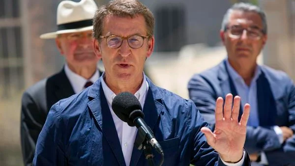 Feijóo respalda el mensaje de Juanma Moreno Feijóo respalda el mensaje de Juanma Moreno