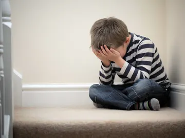 Niño enfadado. Niño enfadado.