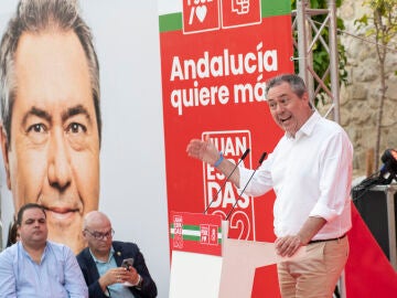 El candidato del PSOE, Juan Espadas