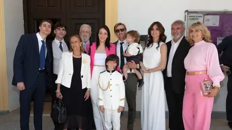 Guti, Romina Belluscio y sus hijos Enzo y Romeo junto a Aitor y Zayra Gutiérrez Guti, Romina Belluscio y sus hijos Enzo y Romeo junto a Aitor y Zayra Gutiérrez