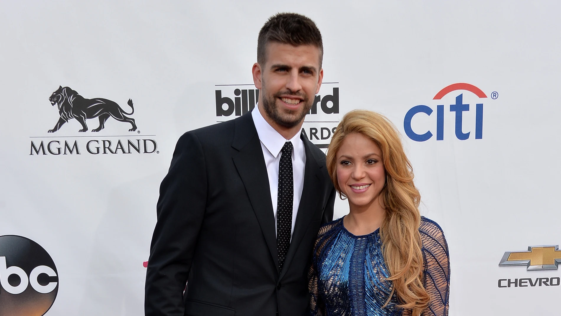 Shakira anuncia que se está separando de Piqué