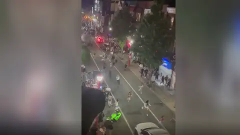 Un nuevo tiroteo en Filadelfia, Estados Unidos, deja 3 muertos y 11 heridos Un nuevo tiroteo en Filadelfia, Estados Unidos, deja 3 muertos y 11 heridos